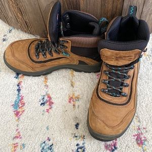 Red Wing - Tradeswomen Work Boots